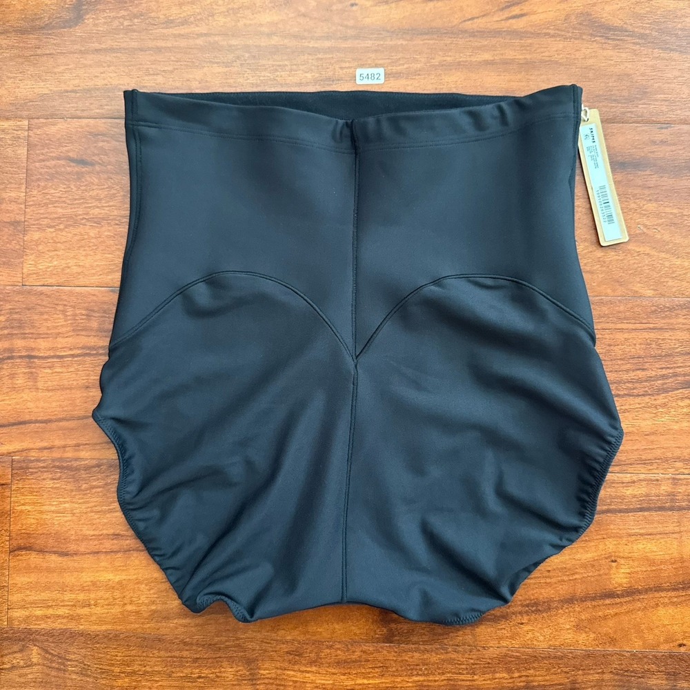 NWT SKIMS Body Core Sculpt Butt Lifting Brief Onyx Black Size L $74
